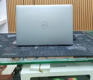 New Laptop Dell Inspiron 14 Plus 7440 16GB Intel Core Ultra 7 SSD 512GB