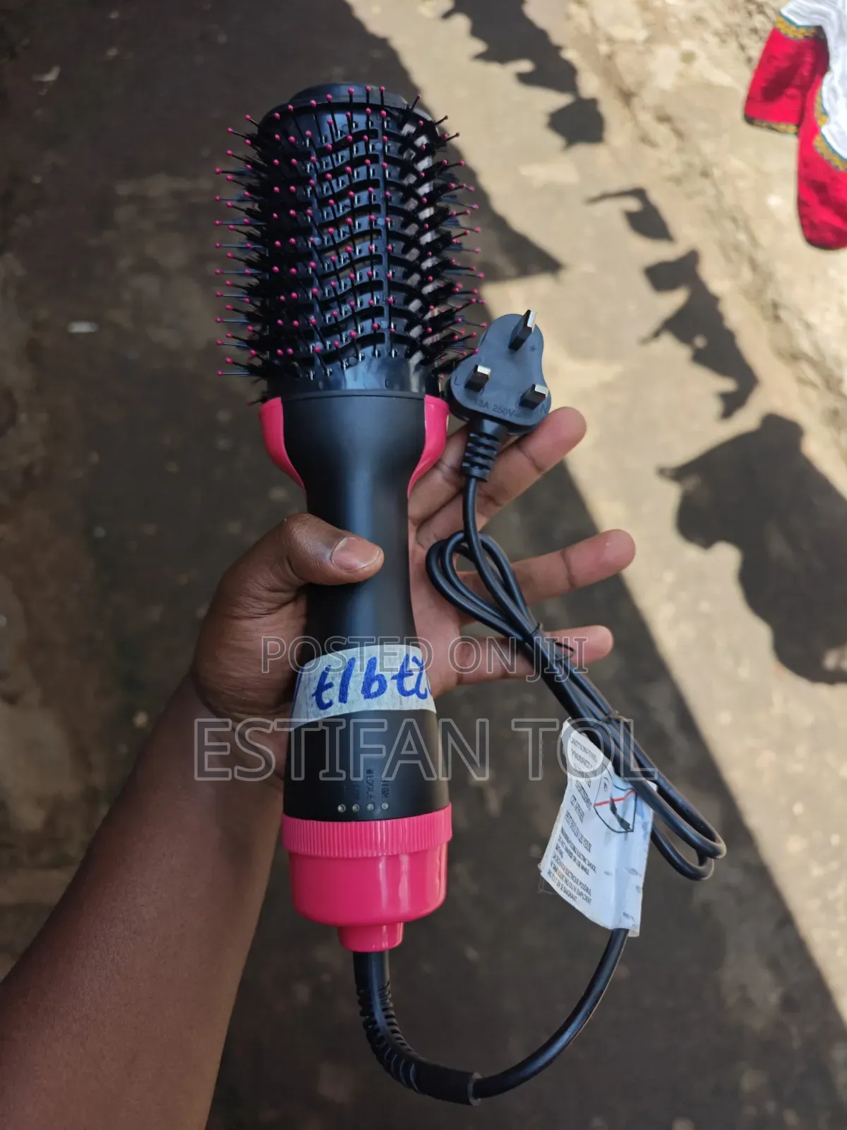 One-Step Hair Dryer and Volumizer Hot Air, አዲስ ካሮኑ የተቆራረጠ