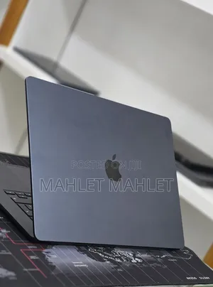 New Laptop Apple MacBook Air 2025 M4 16GB Apple M4 SSD 256GB