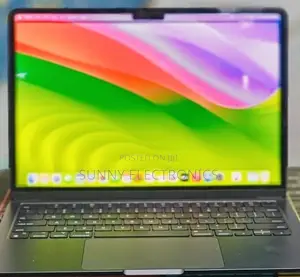 New Laptop Apple MacBook Air 2022 M2 8GB Apple M2 SSD 512GB