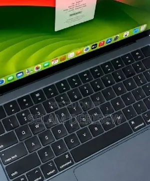 New Laptop Apple MacBook Air 2022 M2 8GB Apple M2 SSD 256GB