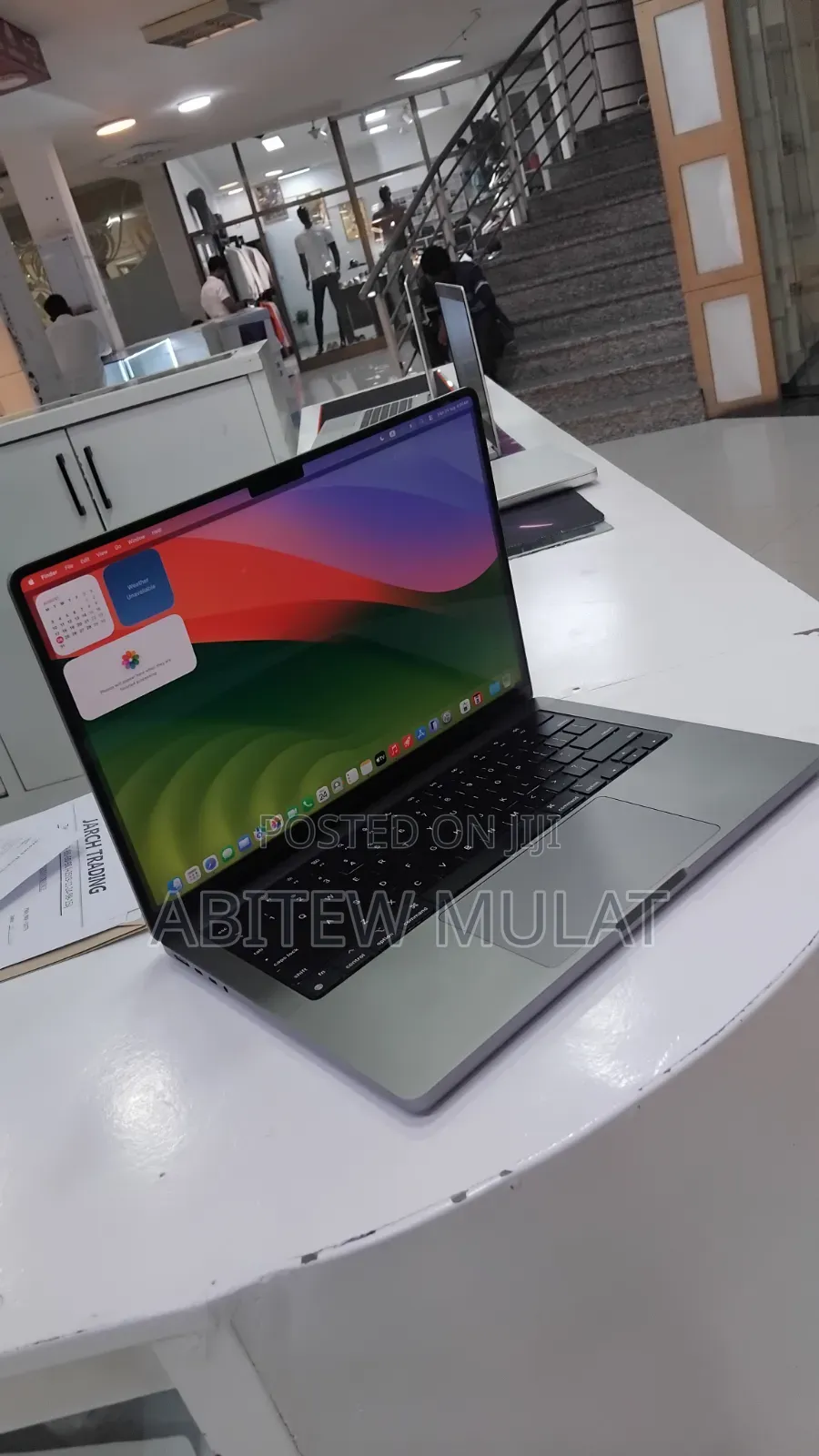 New Laptop Apple MacBook Pro 2021 M1 32GB Apple M1 Pro SSD 512GB