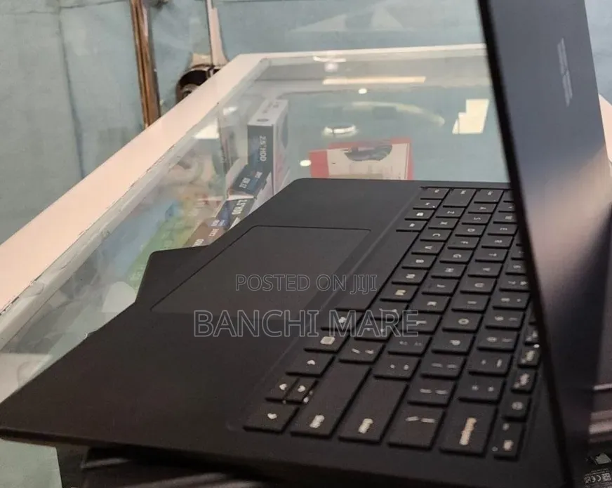 New Laptop Microsoft Surface Laptop 3 8GB Intel Core i5 SSD 256GB