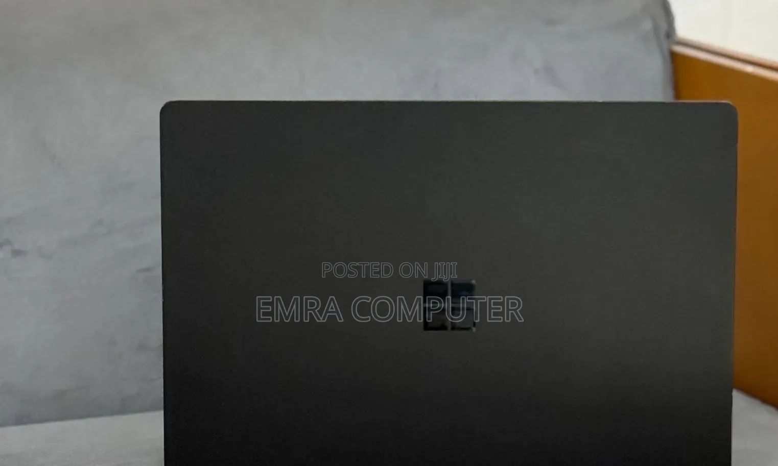 New Laptop Microsoft Surface 16GB Intel Core i7 SSD 512GB