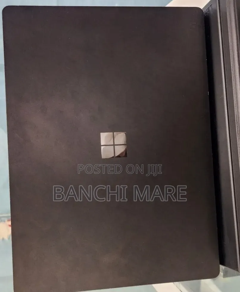 New Laptop Microsoft Surface Laptop 3 8GB Intel Core i5 SSD 256GB