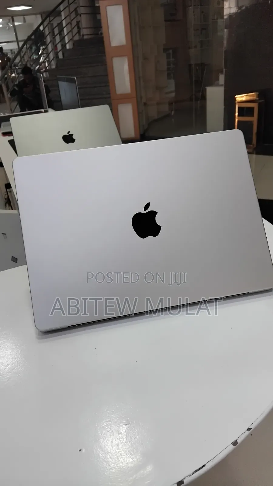 New Laptop Apple MacBook Pro 2024 M4 16GB Apple M4 Pro SSD 512GB