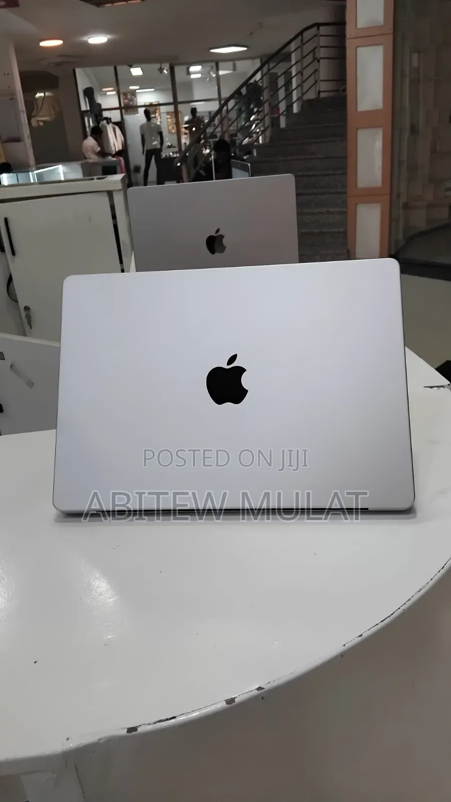 New Laptop Apple MacBook Pro 2024 M4 16GB Apple M4 Pro SSD 512GB