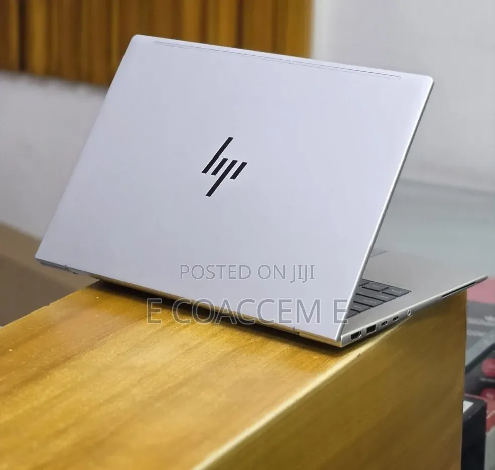 New Laptop HP 16GB Intel Core Ultra 5 SSD 512GB