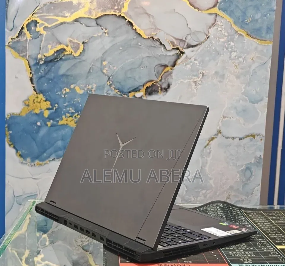 New Laptop Lenovo 16GB AMD Ryzen 7 SSD 512GB