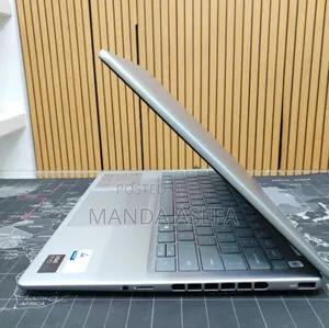 New Laptop Dell Inspiron 14 16GB Intel Core Ultra 7 SSD 512GB