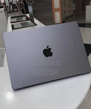 New Laptop Apple MacBook Pro 2021 M1 16GB Apple M1 Pro SSD 512GB