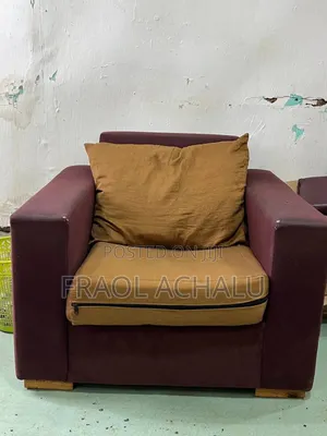 Sofa Urgent
