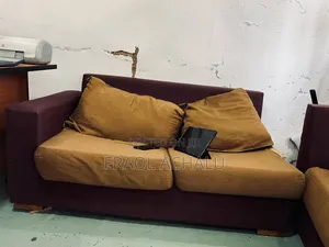 Sofa Urgent