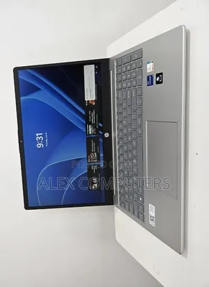 New Laptop HP Stream Notebook 16GB Intel Core i7 SSD 1T
