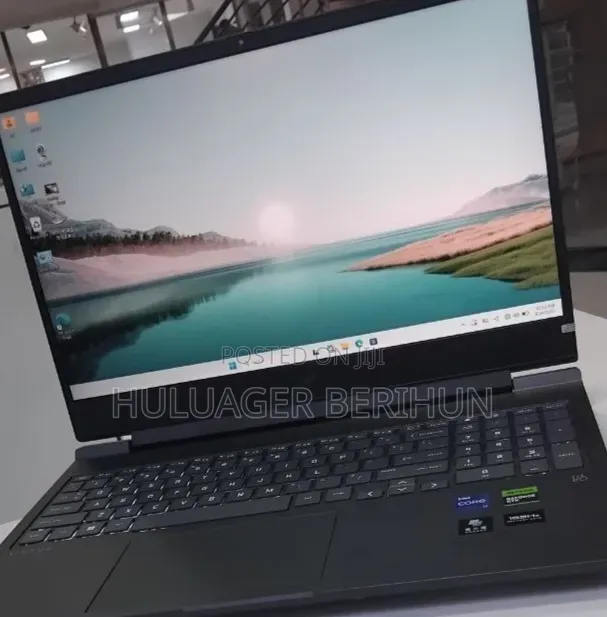 New Laptop HP Victus 16 16GB Apple M1 SSD 1T