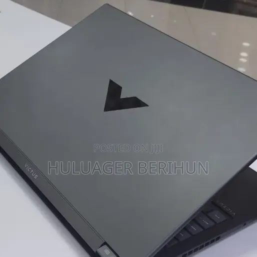 New Laptop HP Victus 16 16GB Apple M1 SSD 1T
