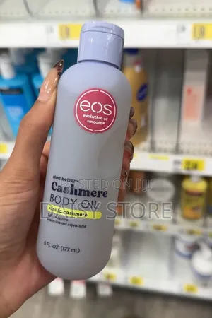 Eos Shea Better Cashmere Body Oil - Vanilla Cashmere (177 mL)