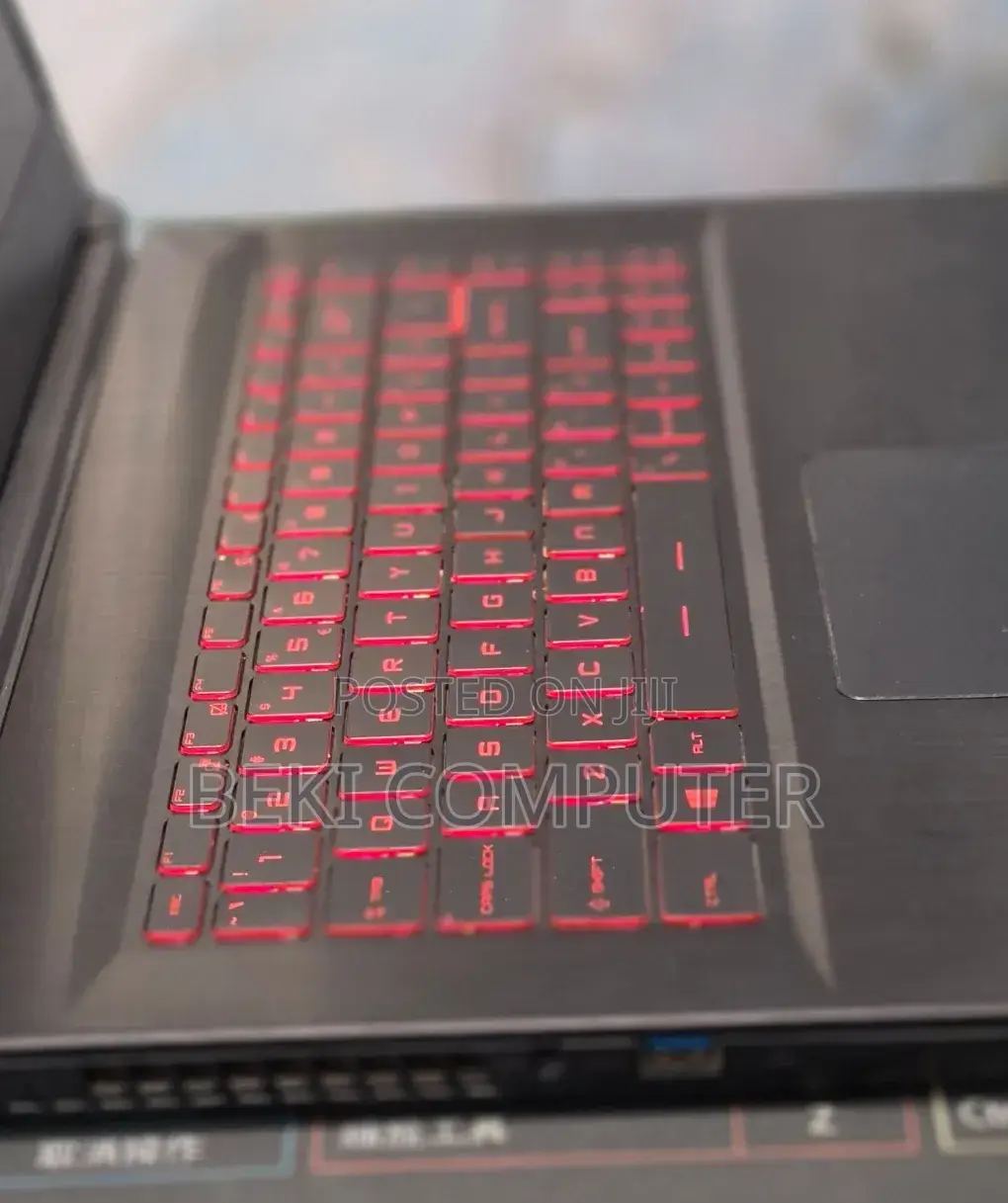 New Laptop MSI GF63 16GB Intel Core i5 SSD 512GB