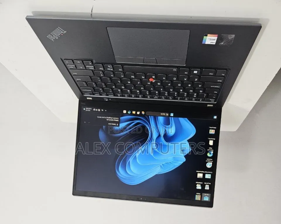 New Laptop Lenovo ThinkPad T14s Gen 2 16GB Intel Core i7 SSD 512GB