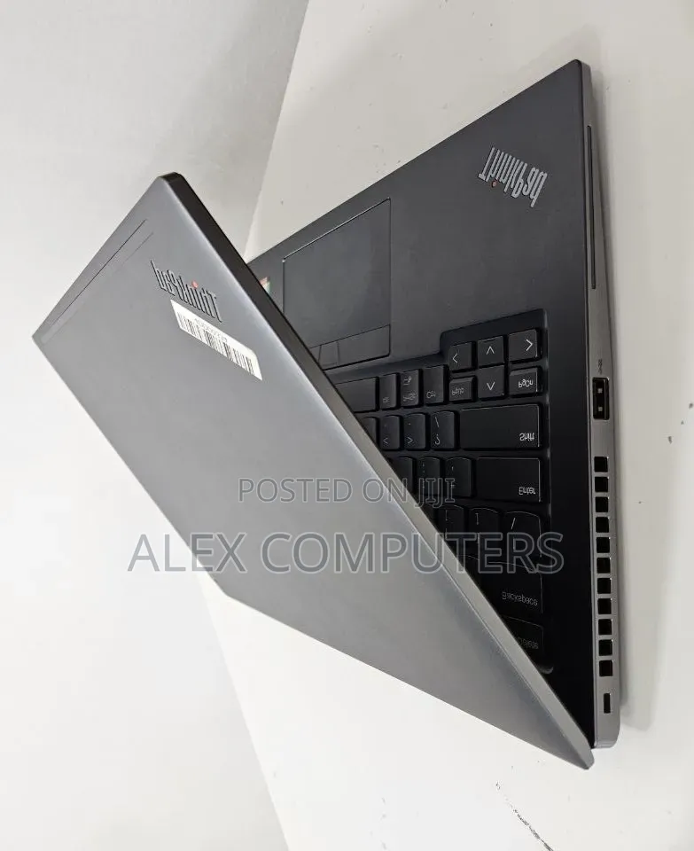 New Laptop Lenovo ThinkPad T14s Gen 2 16GB Intel Core i7 SSD 512GB
