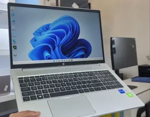 New Laptop HP ProBook 450 G8 16GB Intel Core i7 SSD 512GB