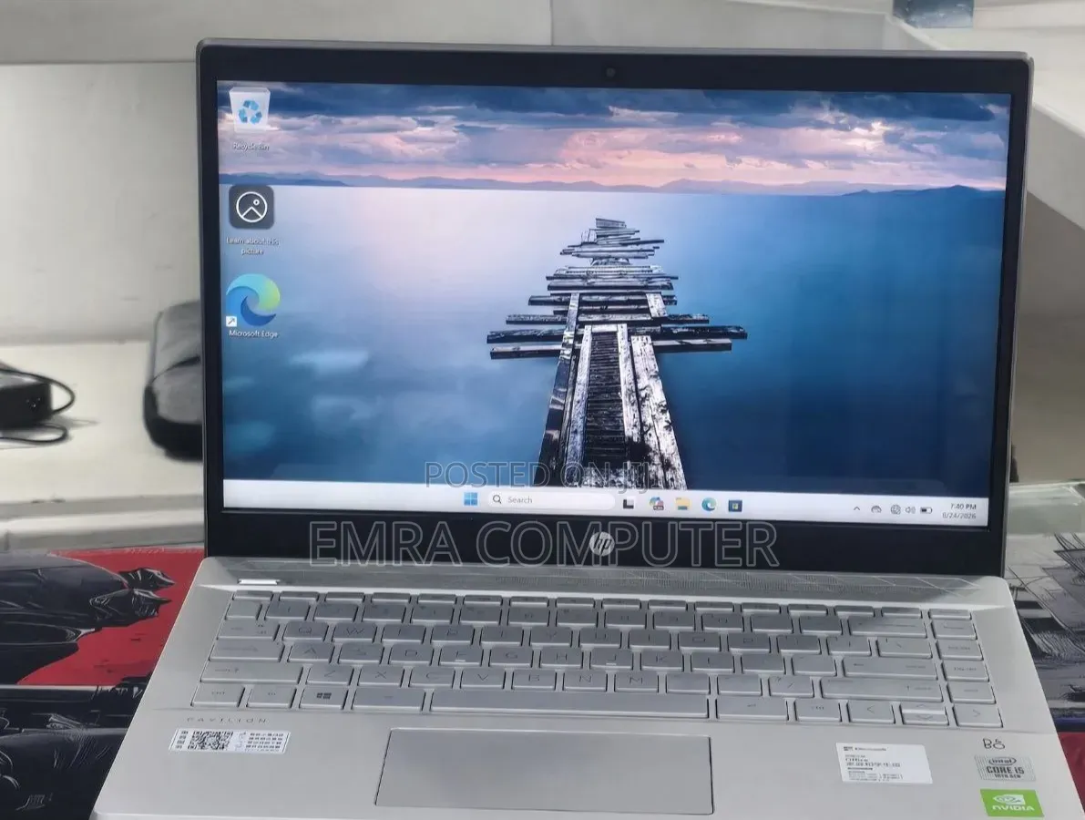 New Laptop HP 8GB Intel Core i5 SSD 512GB