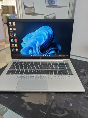 New Laptop HP 16GB AMD Ryzen 5 SSD 512GB