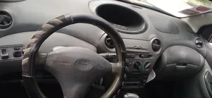 Toyota Vitz 2001 Gray