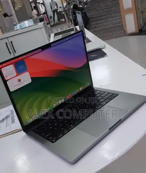 New Laptop Apple MacBook Pro 2021 M1 32GB Apple M1 Pro SSD 512GB