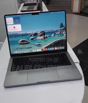 New Laptop Apple MacBook Pro 2021 M1 32GB Apple M1 Pro SSD 512GB