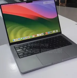 New Laptop Apple MacBook Pro 2021 M1 32GB Apple M1 Pro SSD 1T