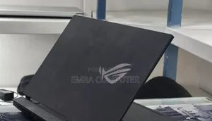 New Laptop Asus 16GB AMD Ryzen 9 SSD 512GB