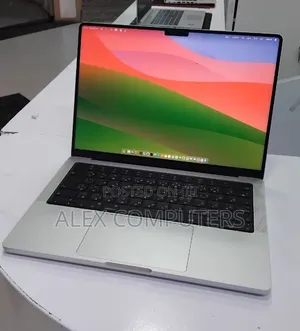 New Laptop Apple MacBook 16GB Apple M4 Pro SSD 512GB