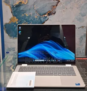 New Laptop HP OmniBook Ultra Flip 14" 16GB Intel Core 7 SSD 512GB