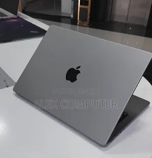 New Laptop Apple MacBook Pro 2021 M1 32GB Apple M1 Pro SSD 1T