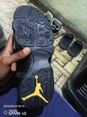 Air Jordan 9 Retro Boots, Yellow Black