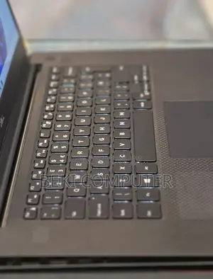 New Laptop Dell XPS 15 16GB Intel Core i5 SSD 512GB