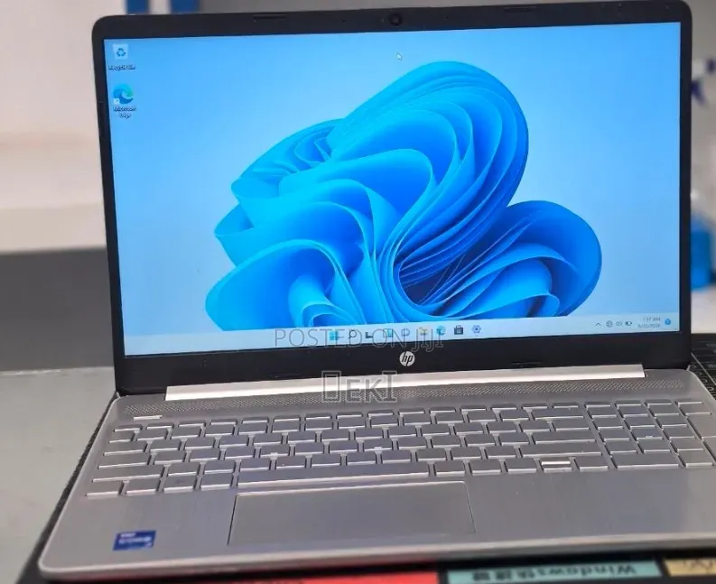 New Laptop HP Stream Notebook 8GB Intel Core i5 SSD 1T