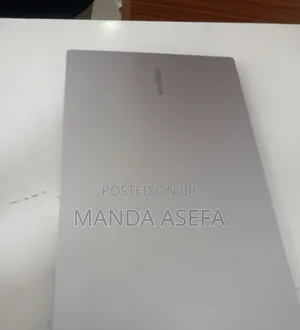 New Laptop Samsung Galaxy Book4 8GB Intel Core 5 SSD 512GB
