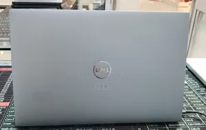 New Laptop Dell Precision 5560 16GB Intel Core i7 SSD 512GB