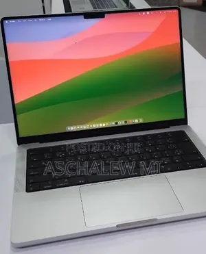 New Laptop Apple MacBook Pro 2024 M4 Pro 16GB Apple M4 Pro SSD 512GB