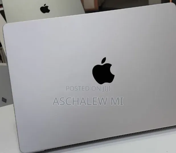 New Laptop Apple MacBook Pro 2024 M4 Pro 16GB Apple M4 Pro SSD 512GB