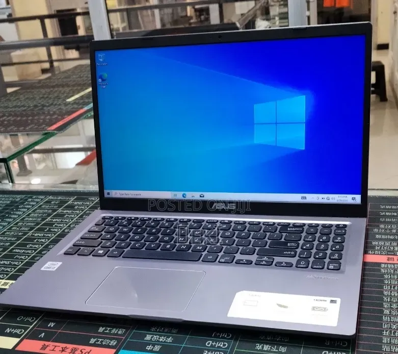 New Laptop Asus Vivobook 14 8GB Intel Core i3 SSD 256GB