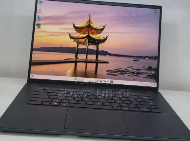 New Laptop Dell Inspiron 15 16GB AMD Ryzen 7 SSD 512GB