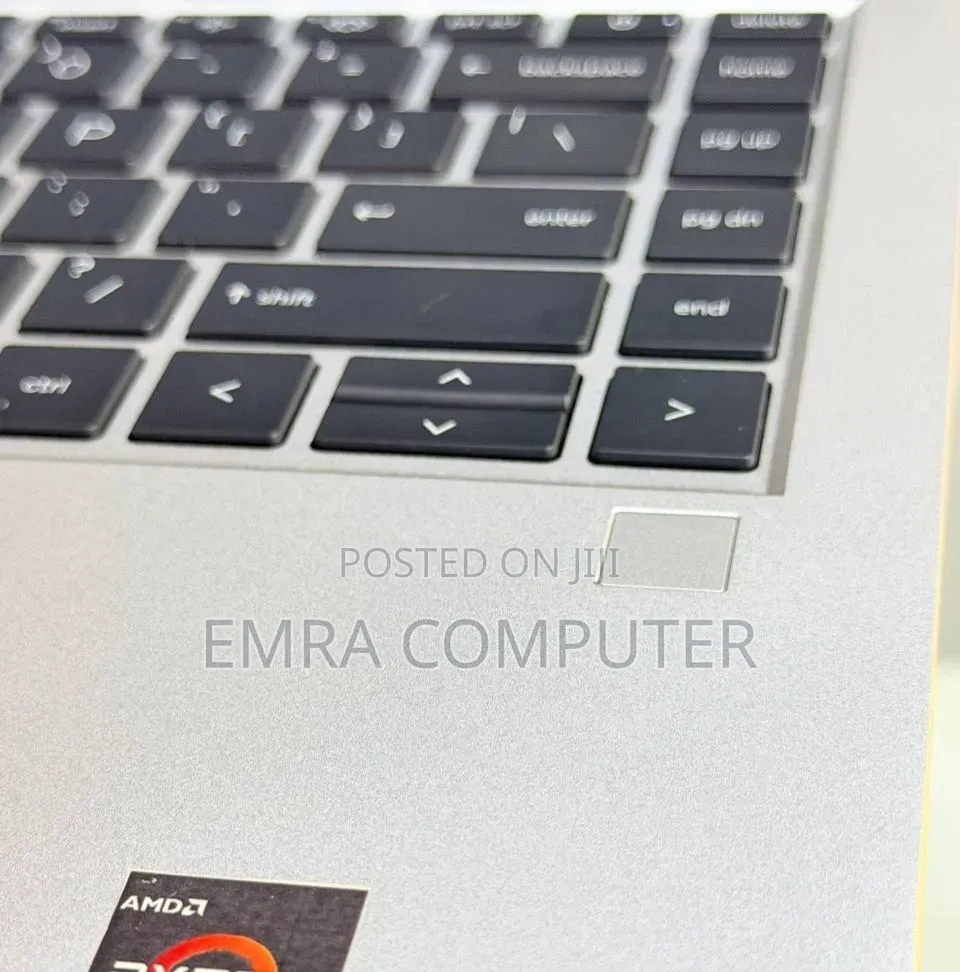 New Laptop HP 16GB AMD Ryzen 5 SSD 512GB