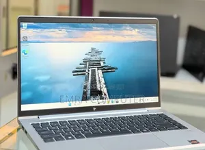 New Laptop HP 16GB AMD Ryzen 5 SSD 512GB