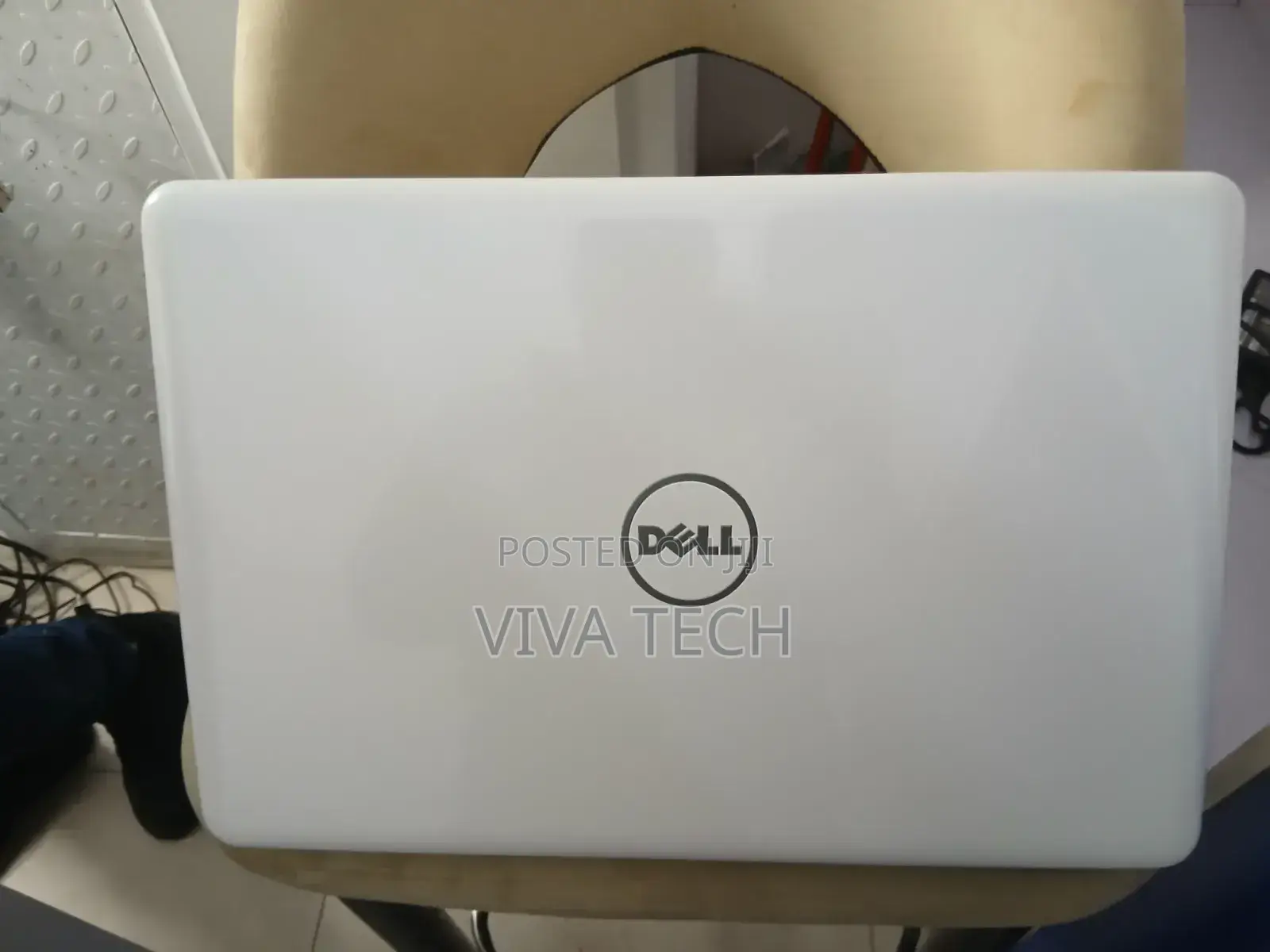 New Laptop Dell Inspiron 15 8GB Intel Core i7 SSD 1T