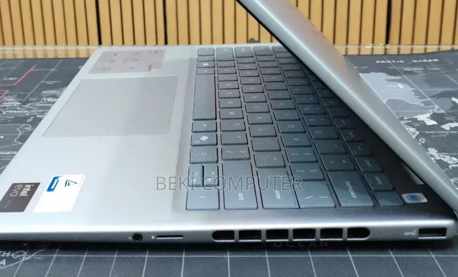 New Laptop Dell Inspiron 14 Plus 7440 16GB Intel Core Ultra 7 SSD 1T