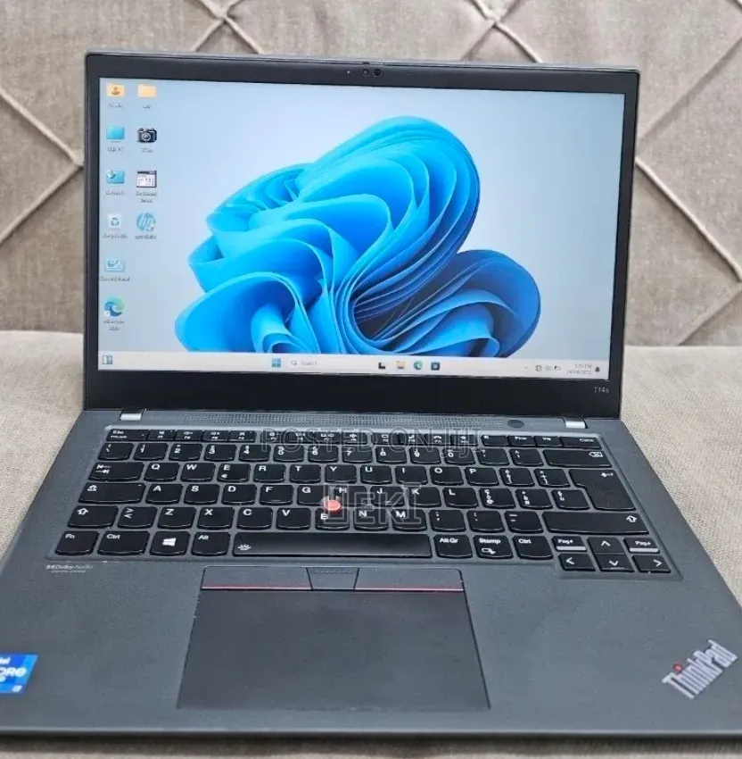 New Laptop Lenovo ThinkPad T14s Gen 2 16GB Intel Core i7 SSD 512GB