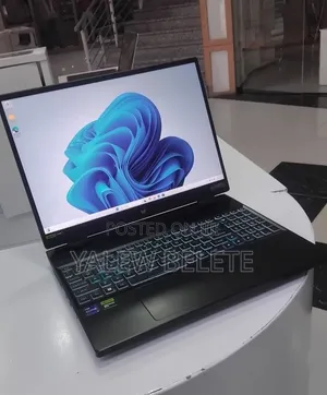 New Laptop Acer Predator Helios 16 16GB Intel Core i9 SSD 1T